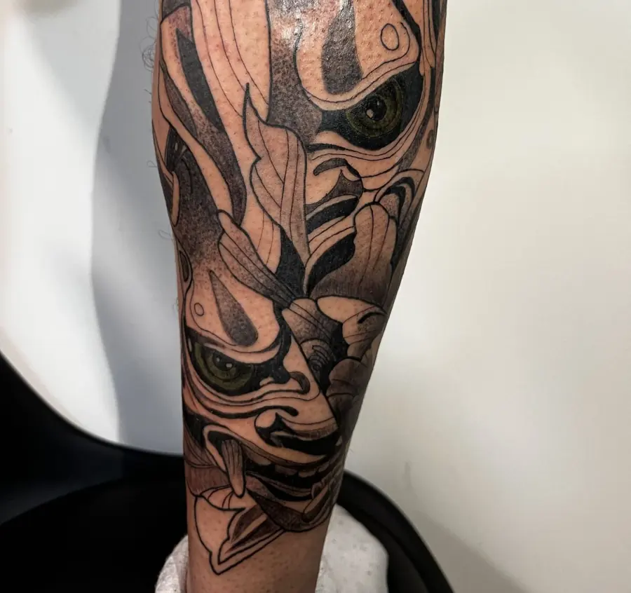 Tatuaż japoński z maską Oni, Marsi Studio Szczecin